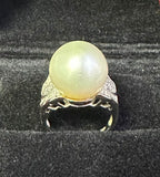 18K White Gold South Sea Pearl with Diamond D31 Ladies Ring - No Cert