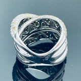 750KWG Diamonds Lady Ring