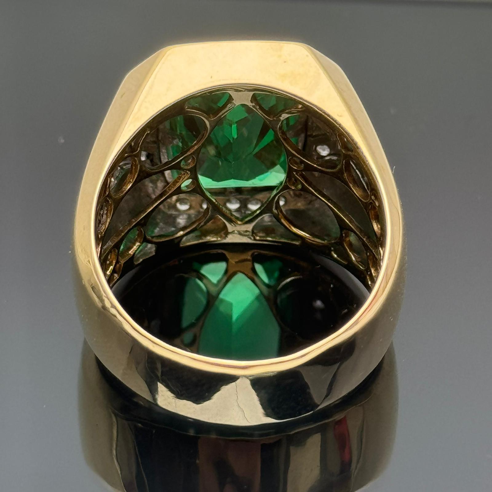 750YG Dia=22pcs Green Stone Ring